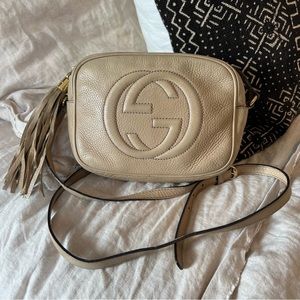 Gucci Small Soho Disco Bag Beige